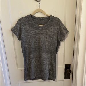 Lululemon Swiftly Tee